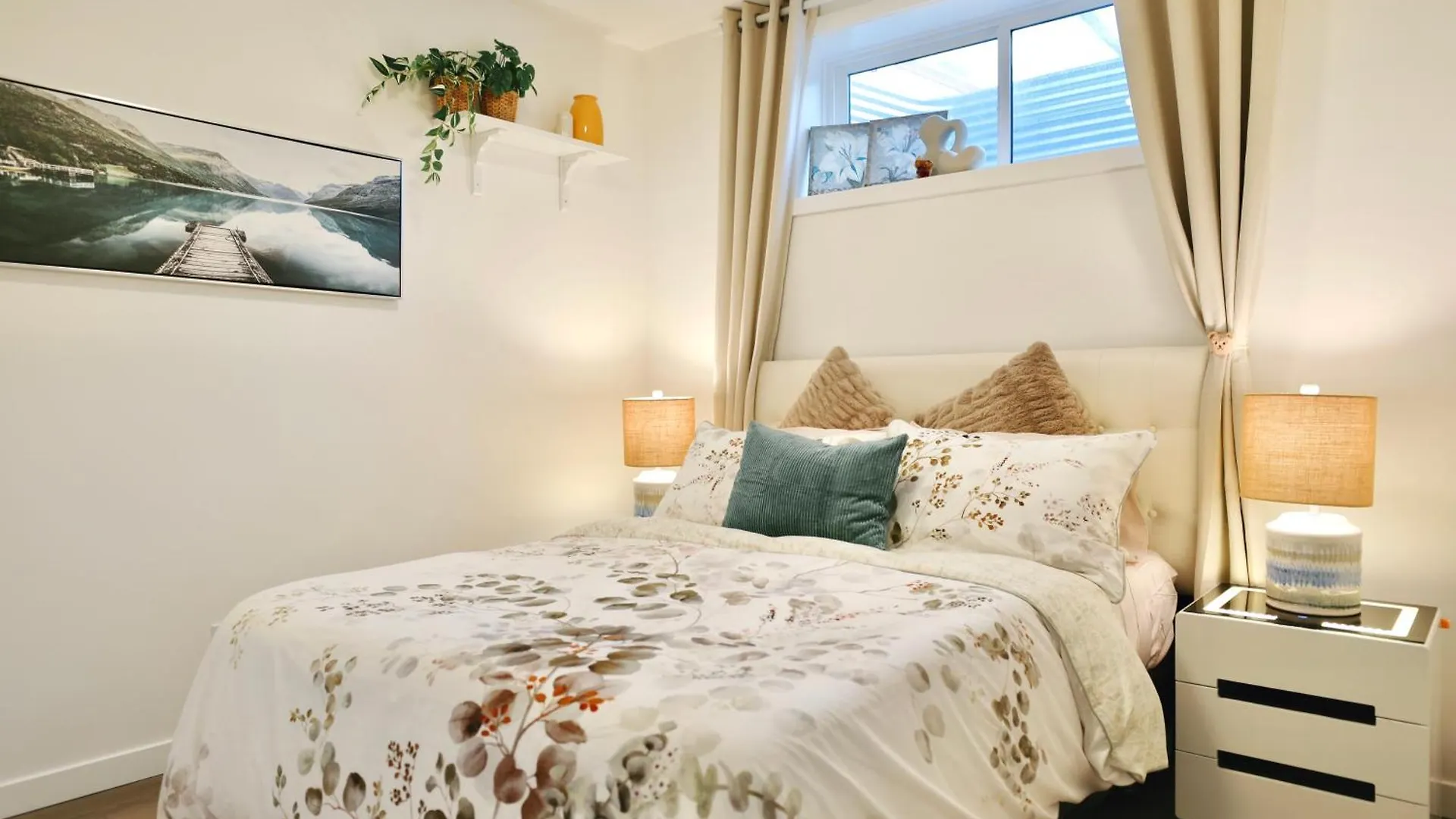 Ferienwohnung Little Nest YYC Apartment